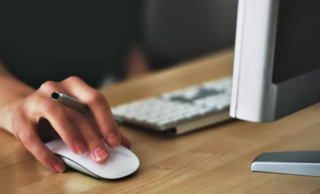 秘密武器：邮件群发机器人